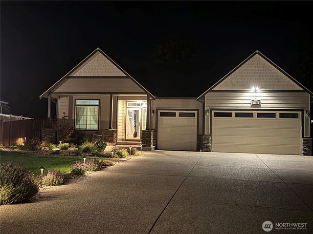 2927 Fenmoor Lane SE, Olympia, WA 98501