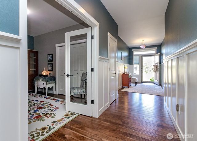 2927 Fenmoor Lane SE, Olympia, WA 98501