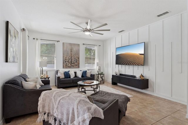 10484 EASTPARK LAKE DRIVE, Orlando, FL 32832