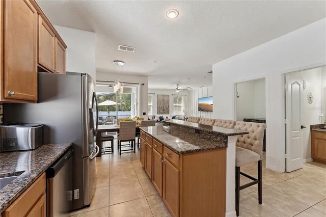 10484 EASTPARK LAKE DRIVE, Orlando, FL 32832