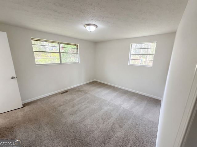 6372 S Skyline Drive, Douglasville, GA 30135