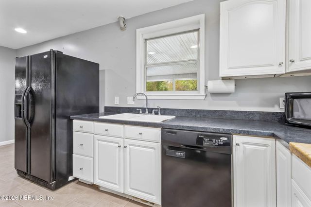 7420 HENNESSY Road, Jacksonville, FL 32244