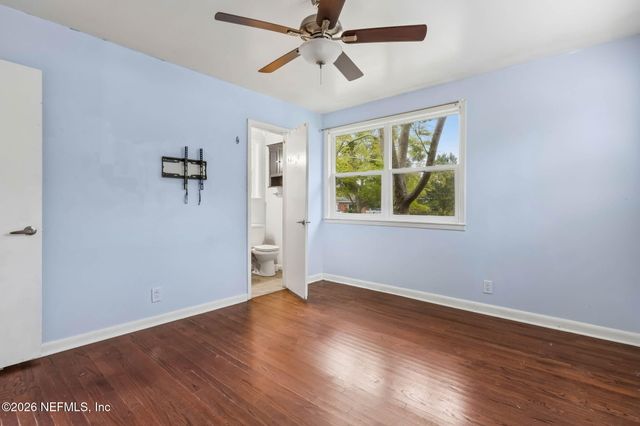 7420 HENNESSY Road, Jacksonville, FL 32244