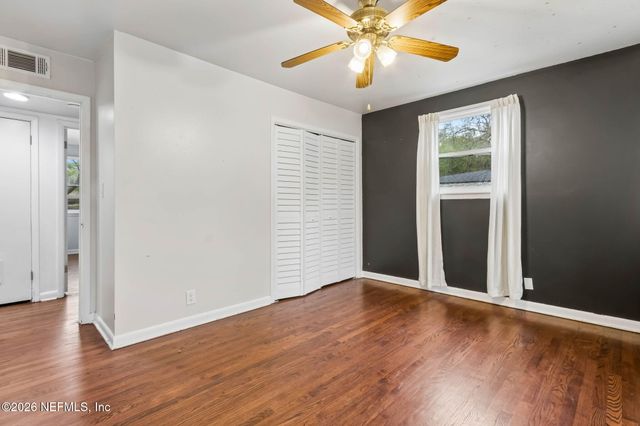 7420 HENNESSY Road, Jacksonville, FL 32244