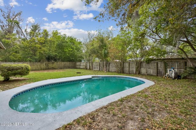 7420 HENNESSY Road, Jacksonville, FL 32244