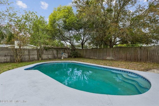 7420 HENNESSY Road, Jacksonville, FL 32244