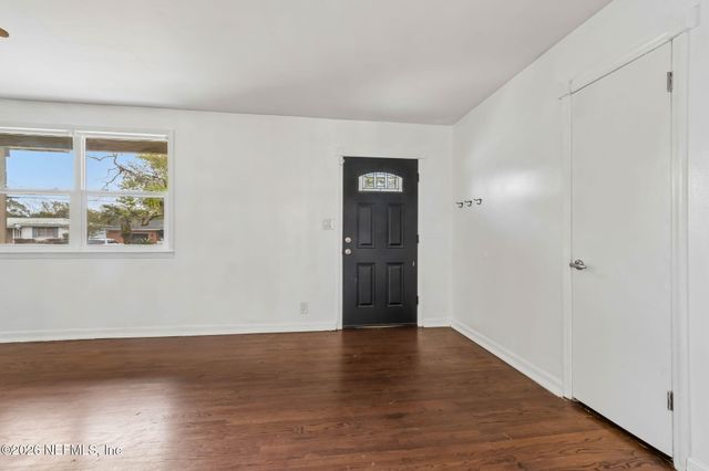 7420 HENNESSY Road, Jacksonville, FL 32244