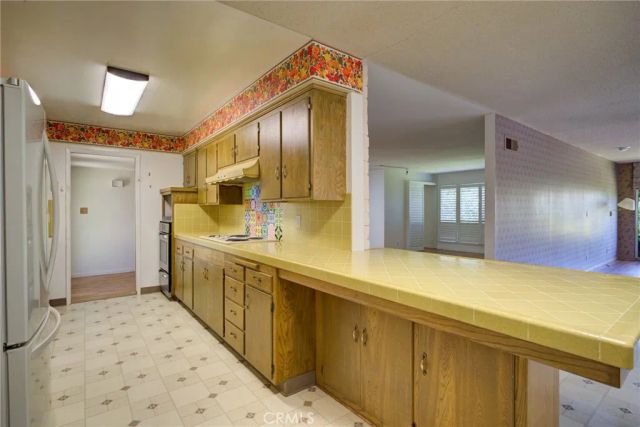 907 E El Camino, Santa Maria, CA 93454