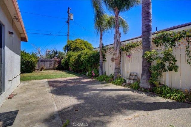 907 E El Camino, Santa Maria, CA 93454