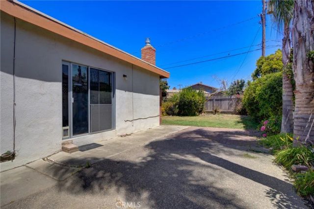 907 E El Camino, Santa Maria, CA 93454