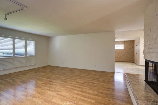 907 E El Camino, Santa Maria, CA 93454
