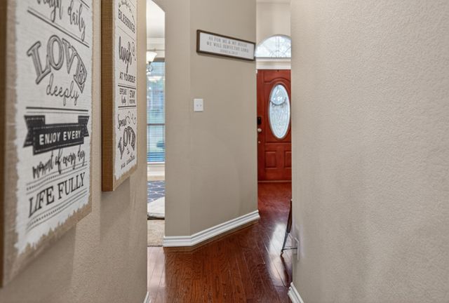 1217 Yukon Drive, Glenn Heights, TX 75154