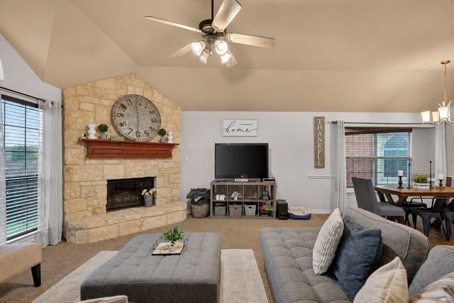 1217 Yukon Drive, Glenn Heights, TX 75154