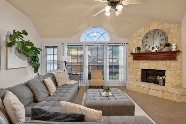 1217 Yukon Drive, Glenn Heights, TX 75154