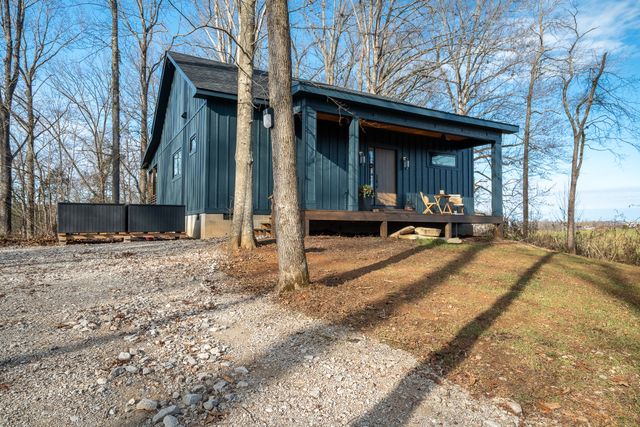 1545 Blue Springs Rd, Sparta, TN 38583