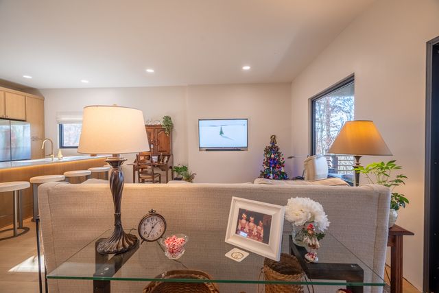 1545 Blue Springs Rd, Sparta, TN 38583