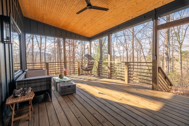 1545 Blue Springs Rd, Sparta, TN 38583