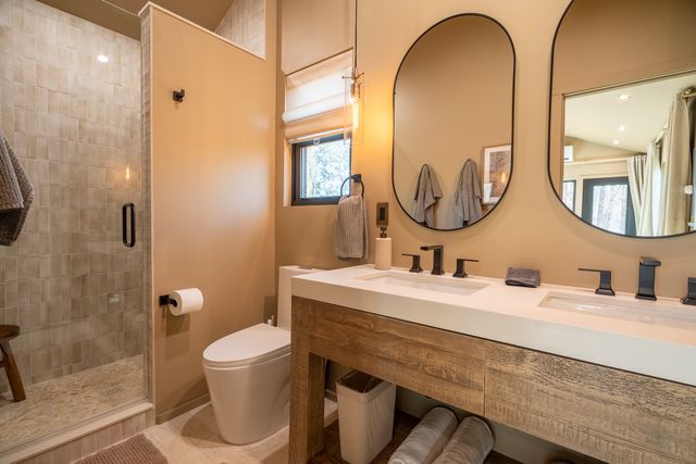 1545 Blue Springs Rd, Sparta, TN 38583