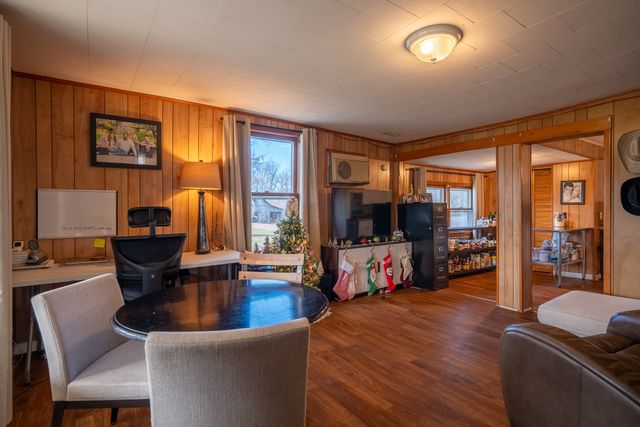 1545 Blue Springs Rd, Sparta, TN 38583