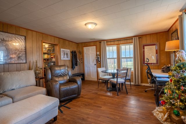 1545 Blue Springs Rd, Sparta, TN 38583