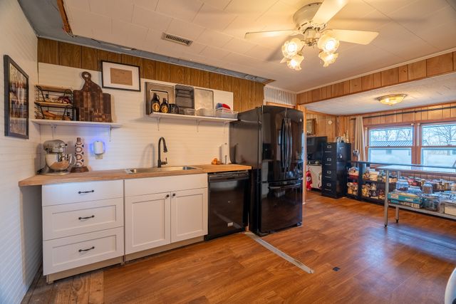 1545 Blue Springs Rd, Sparta, TN 38583