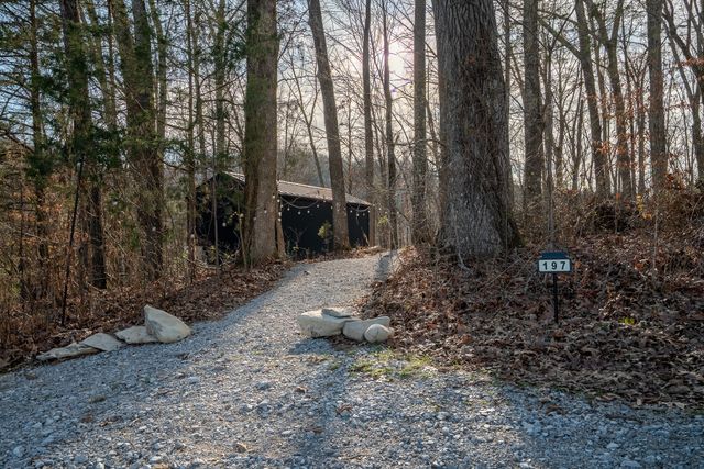 1545 Blue Springs Rd, Sparta, TN 38583