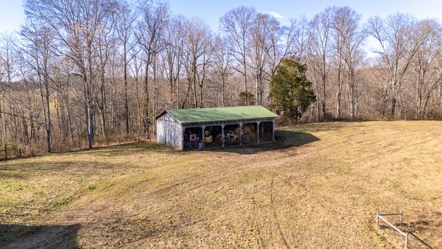 1545 Blue Springs Rd, Sparta, TN 38583