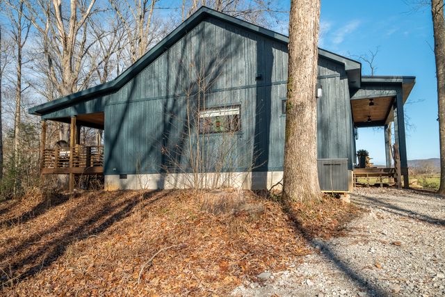 1545 Blue Springs Rd, Sparta, TN 38583