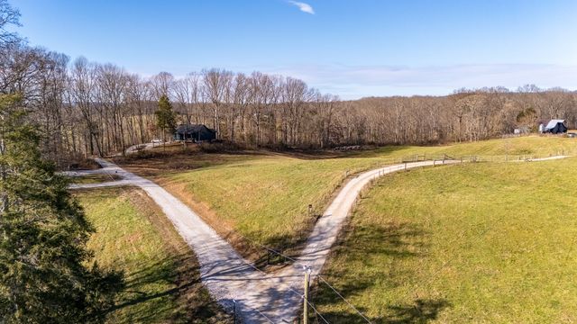 1545 Blue Springs Rd, Sparta, TN 38583