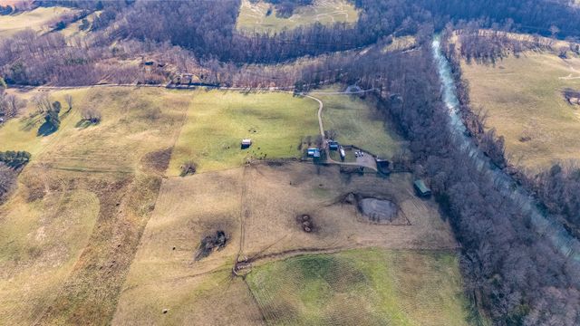 1545 Blue Springs Rd, Sparta, TN 38583