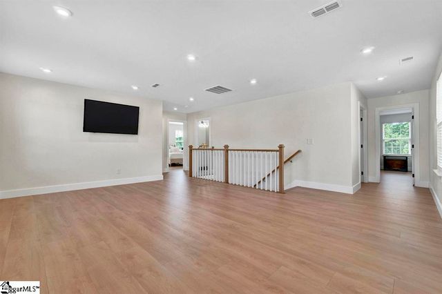 1694 Burtonwood Drive, Moore, SC 29369