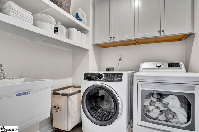 1694 Burtonwood Drive, Moore, SC 29369