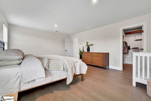 1694 Burtonwood Drive, Moore, SC 29369