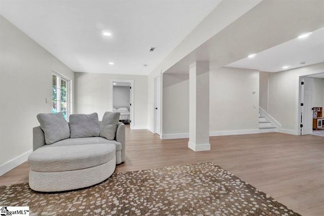 1694 Burtonwood Drive, Moore, SC 29369