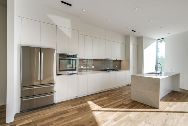 2422 N Carroll Avenue 2, Dallas, TX 75204