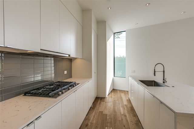 2422 N Carroll Avenue 2, Dallas, TX 75204