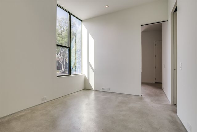 2422 N Carroll Avenue 2, Dallas, TX 75204