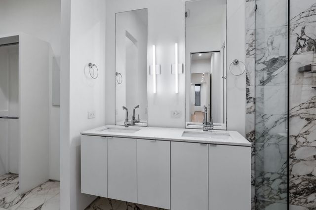 2422 N Carroll Avenue 2, Dallas, TX 75204