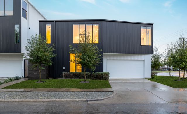 2422 N Carroll Avenue 2, Dallas, TX 75204