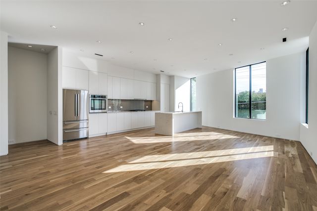 2422 N Carroll Avenue 2, Dallas, TX 75204