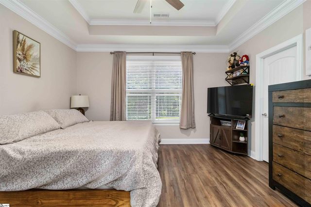 136 N Forest Circle, Marietta, SC 29661