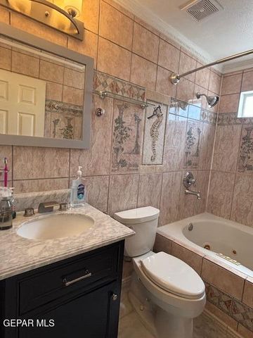 213 BAY CLUB Drive, Santa Teresa, NM 88008