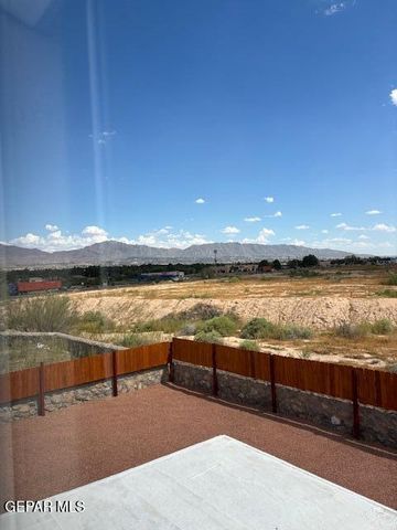213 BAY CLUB Drive, Santa Teresa, NM 88008