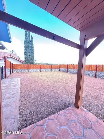 213 BAY CLUB Drive, Santa Teresa, NM 88008