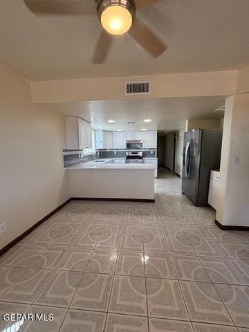 213 BAY CLUB Drive, Santa Teresa, NM 88008