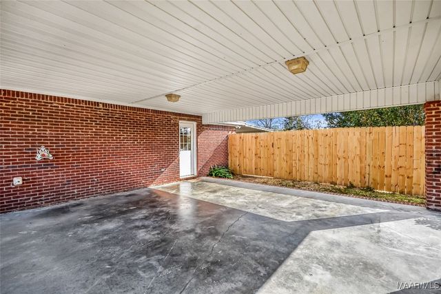 78 Flatwood Road, Wetumpka, AL 36092