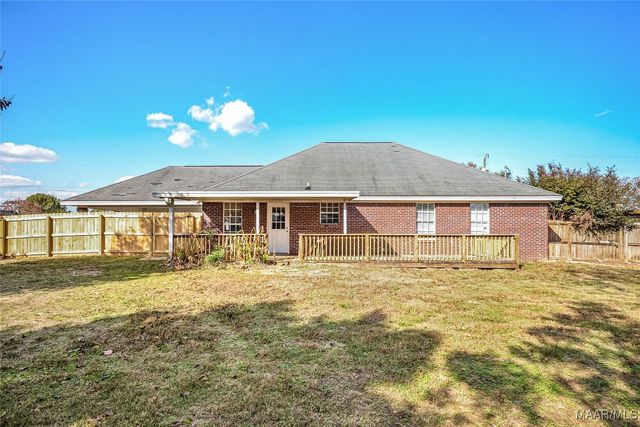 78 Flatwood Road, Wetumpka, AL 36092