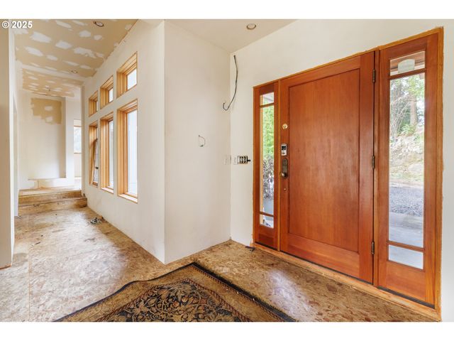 2770 AGATE St, Eugene, OR 97403