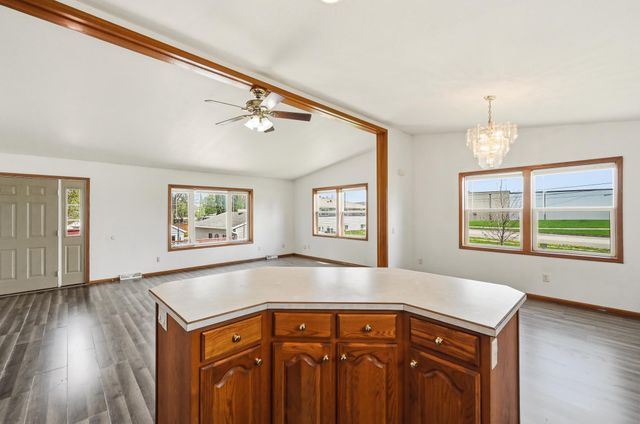 2113 3rd Avenue SE, Rochester, MN 55904