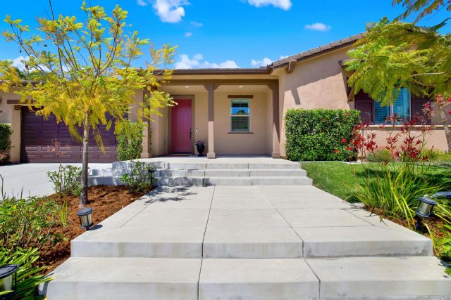 2496 Newgrove Pl, Escondido, CA 92027